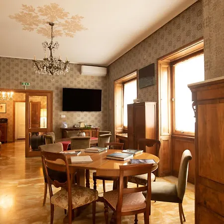Dei Buoni E Cattivi B&B